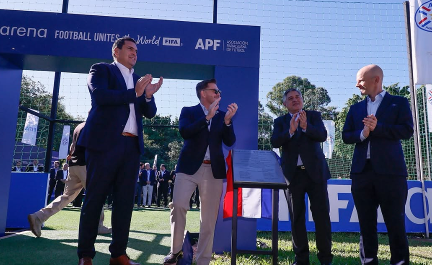 Inauguran oficialmente el primer campo FIFA Arena en Paraguay