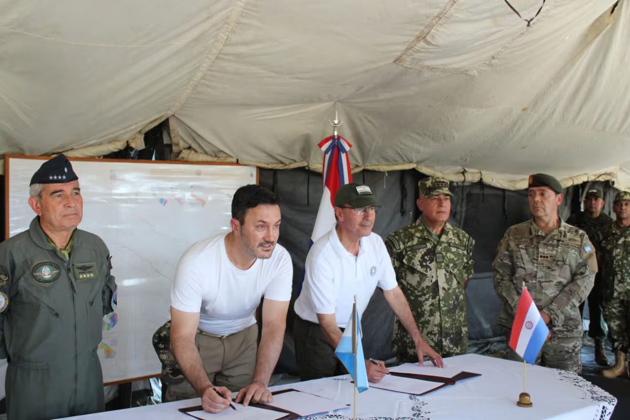 Argentina despliega militares en la frontera con Paraguay