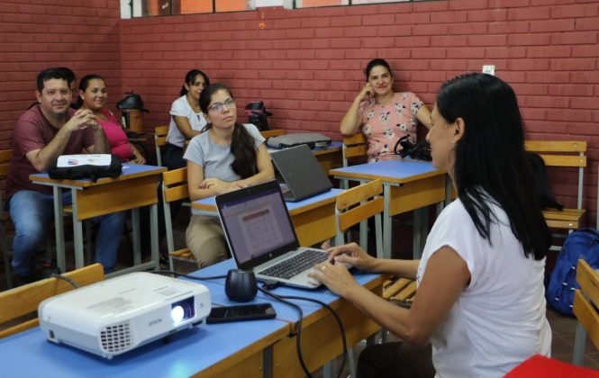Tras filtraciones, más de 2.400 aspirantes a docentes repiten prueba
