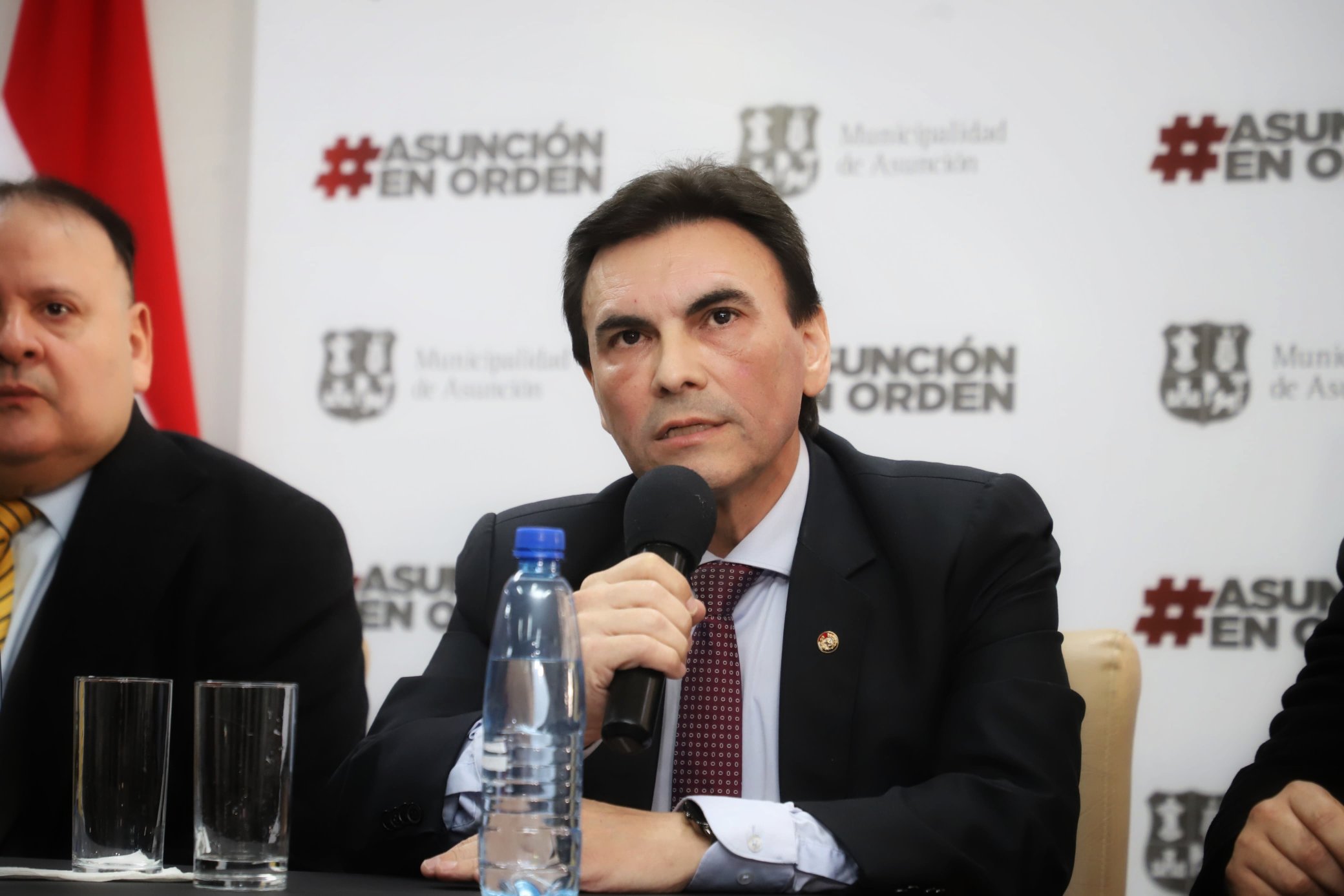 Carlos Pereira lanzó medidas para ordenar el municipio y pidió compromiso ciudadano