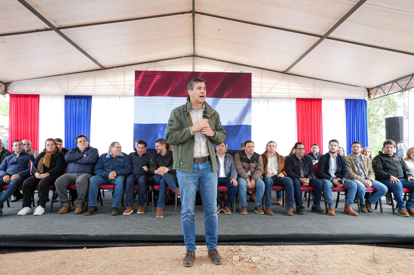 Inauguran obras y entregan asistencia social durante jornada de gobierno en Misiones