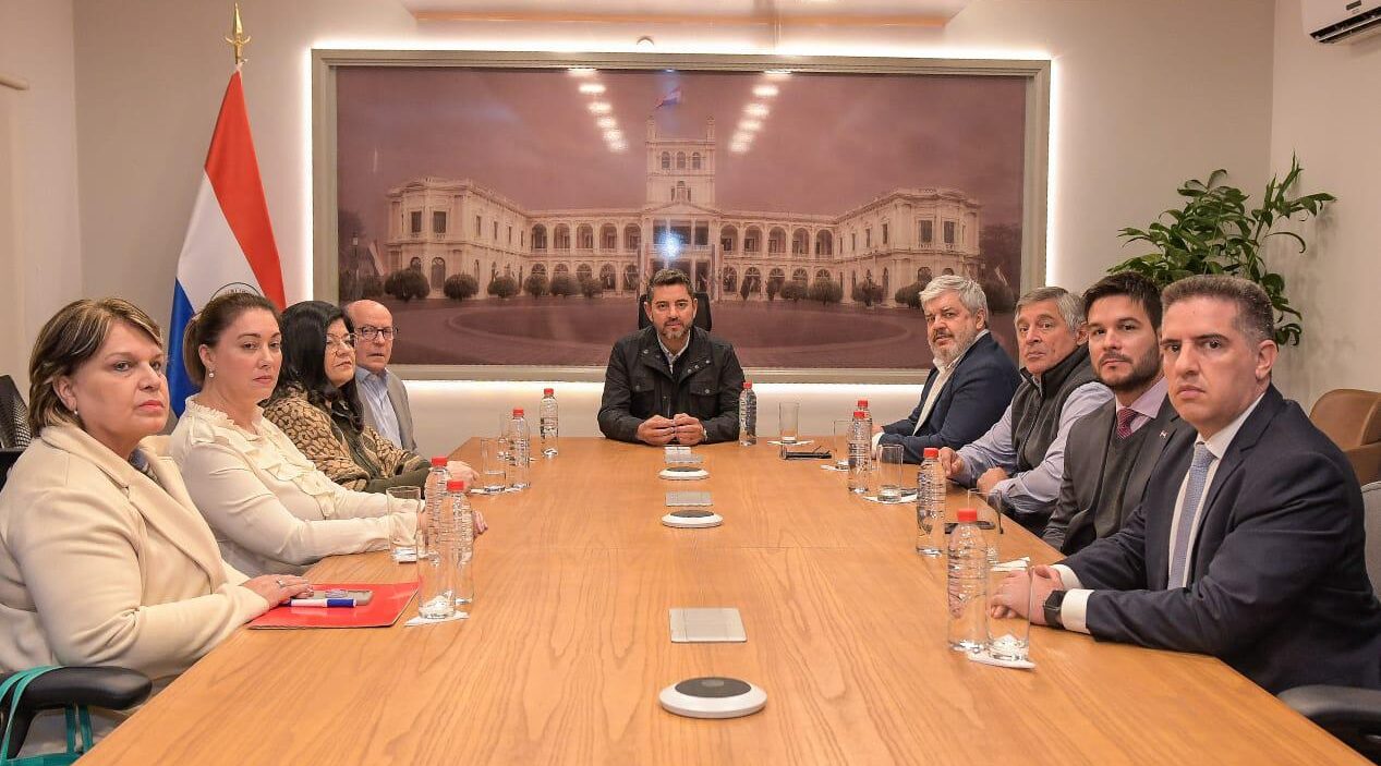 Poderes del Estado se movilizan tras crimen que conmocionó al país