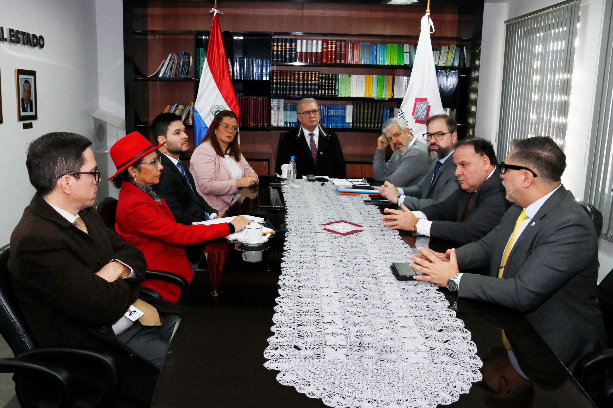 Buscan ampliar uso de tobilleras electrónicas como medida cautelar