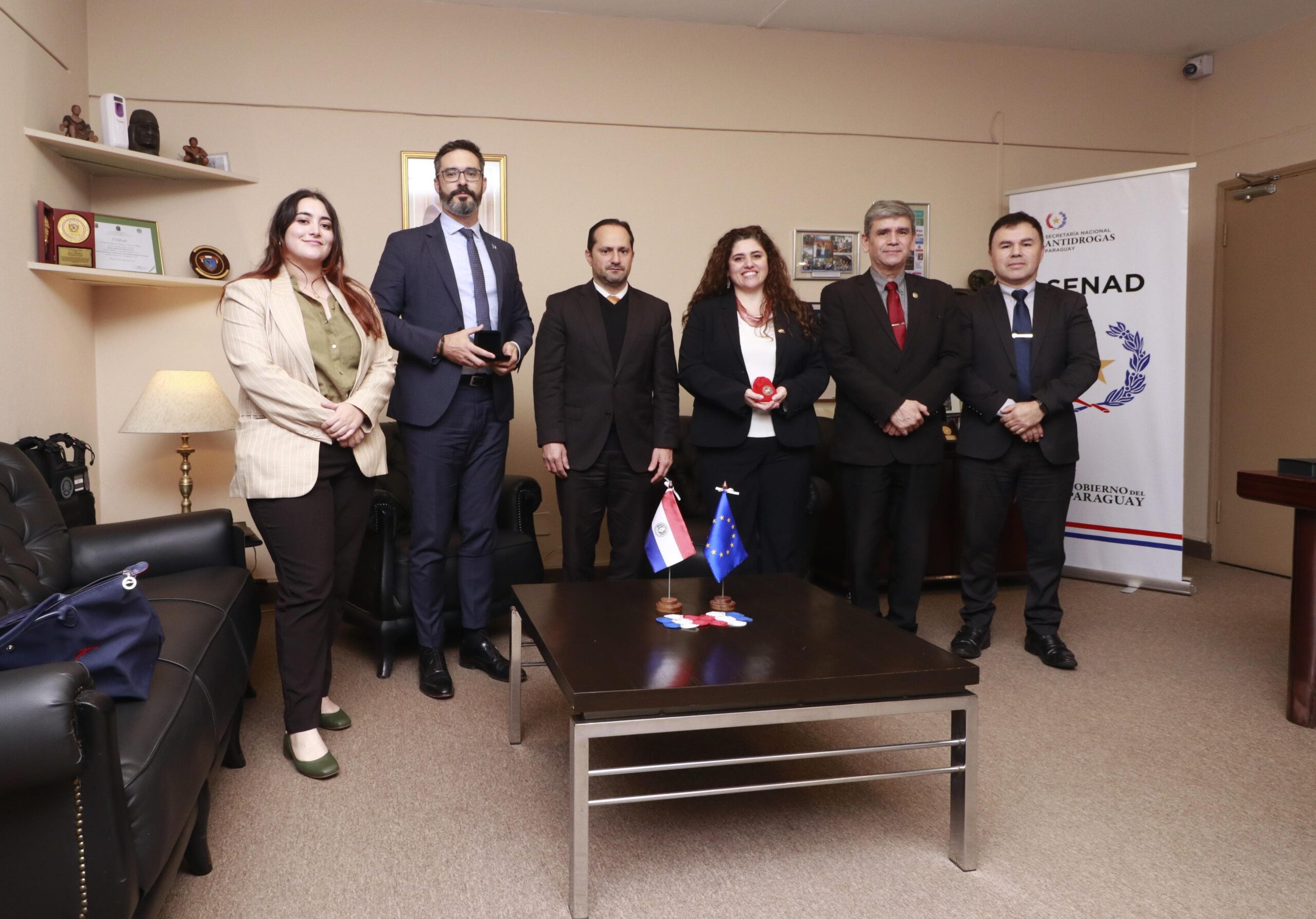 SENAD y Unión Europea refuerzan cooperación para enfrentar crimen organizado