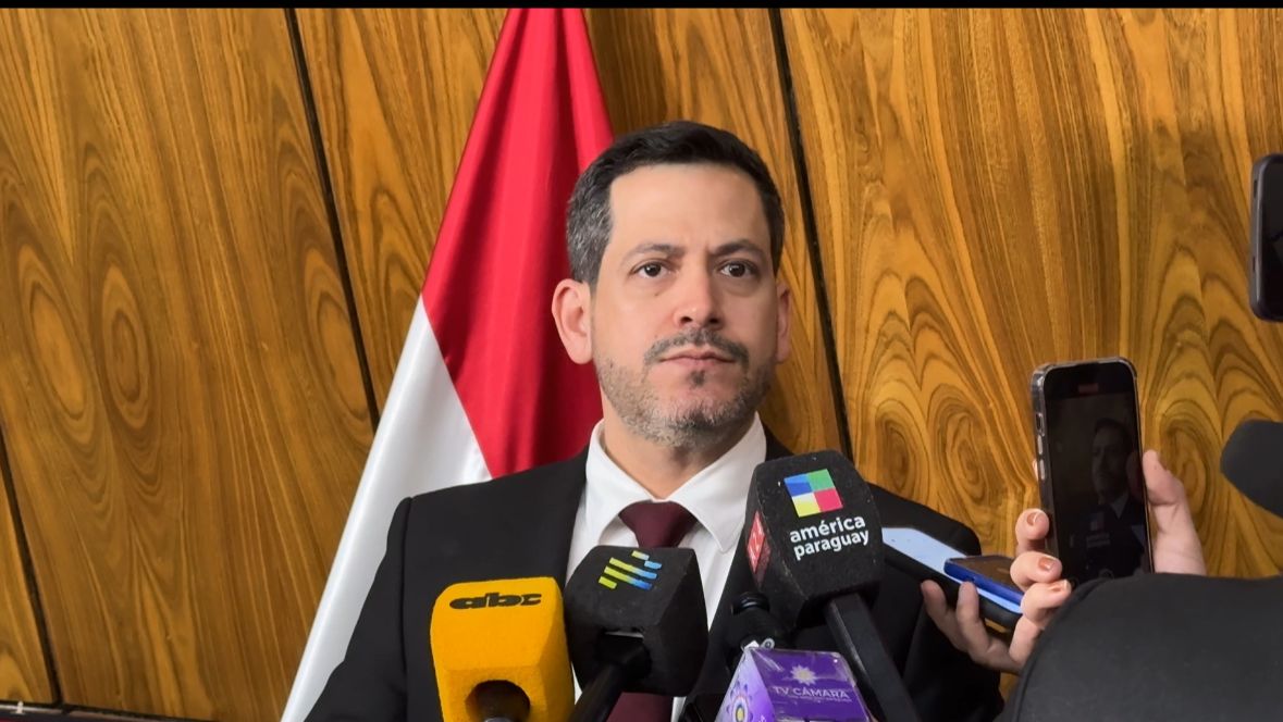 Latorre insiste en bajar precios de la canasta básica