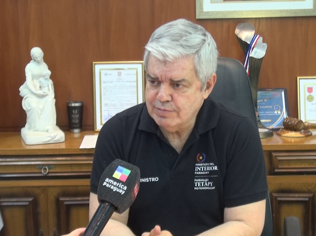 Ministro destaca prioridad para proteger a  periodistas ante amenazas y ataques crecientes en Paraguay