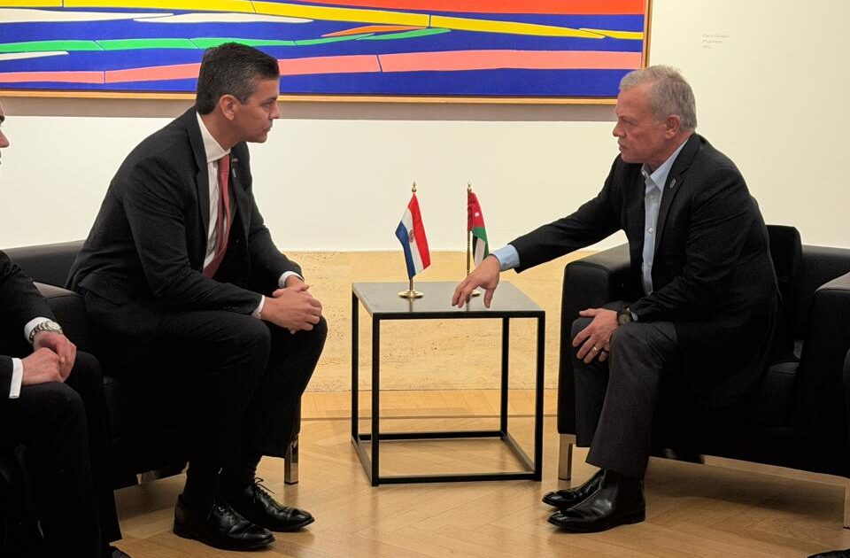 Santiago Peña y el rey de Jordania apuestan por una alianza entre Latinoamérica y Medio Oriente