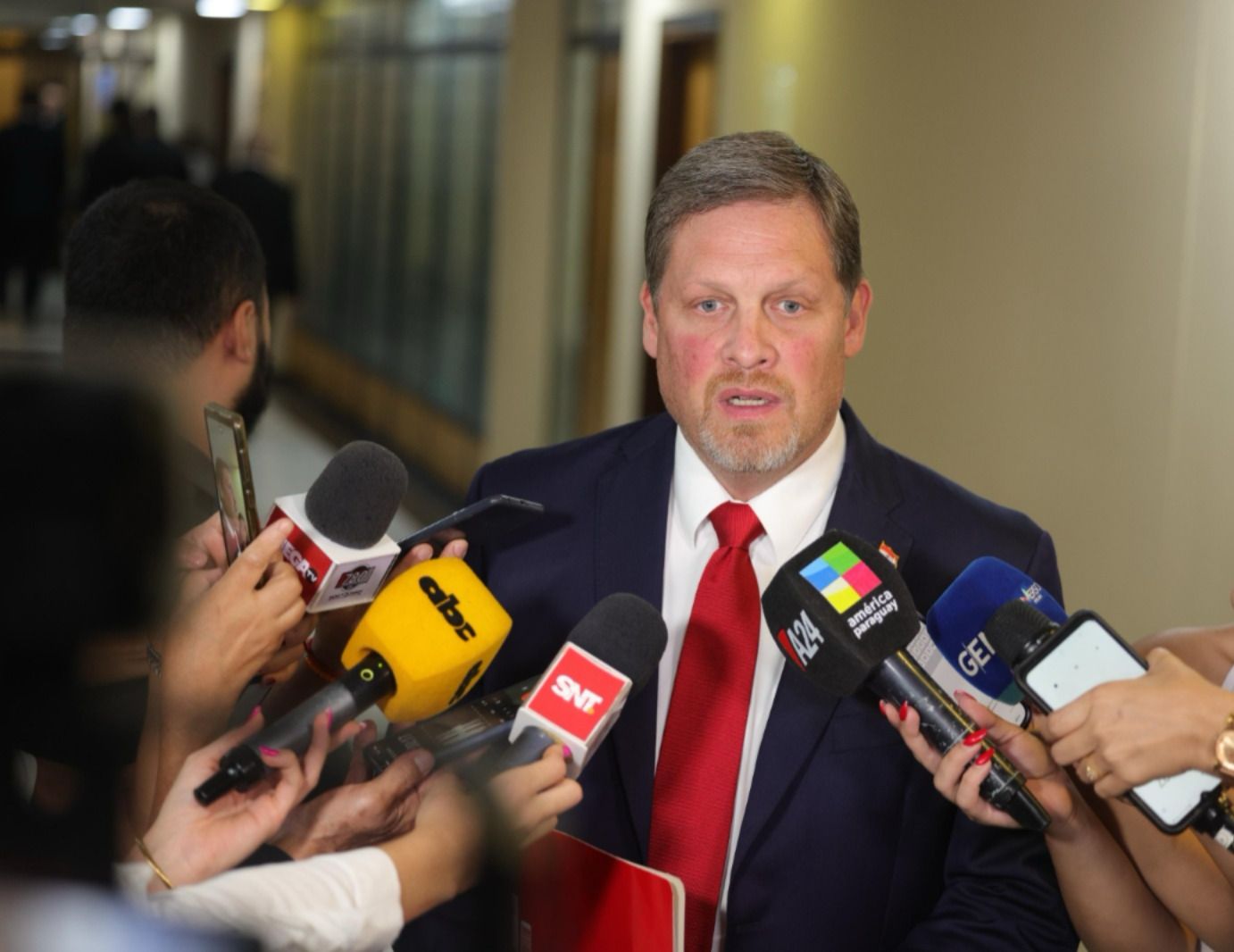 Chase descarta interpelación a Riera y Comandante policial