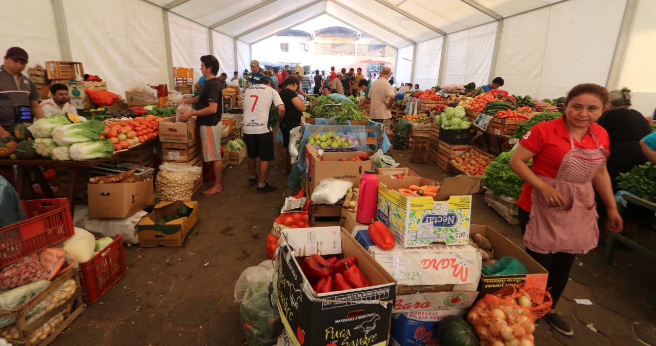 Abasto activa plan especial de seguridad ante aumento de compradores por fin de año