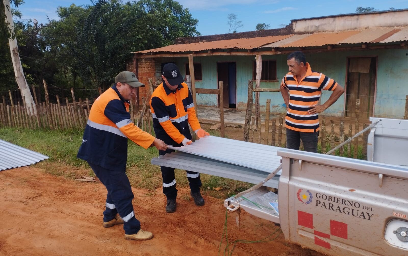 SEN asiste a casi 200 familias tras el temporal que golpeó a cuatro departamentos
