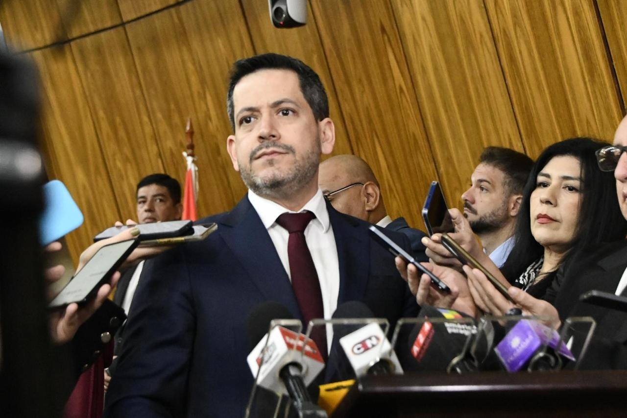 Raúl Latorre reafirma su postura a favor del desbloqueo de listas