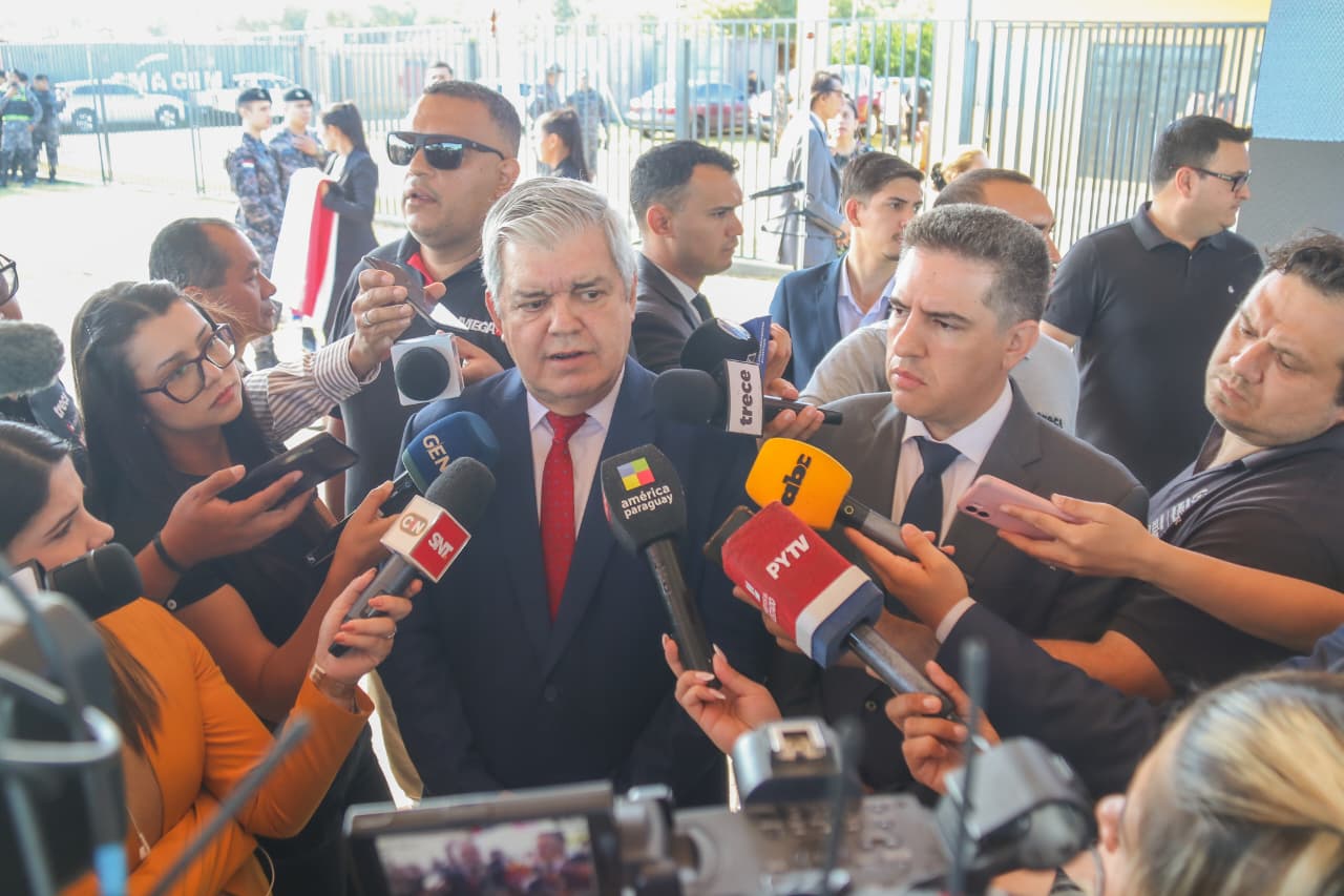 Riera cuestiona contradicciones de Marset y exige que enfrente a la justicia