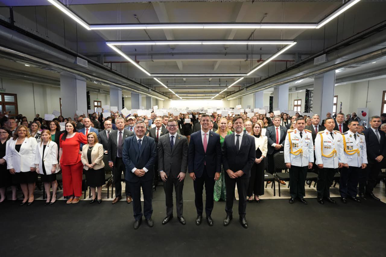 ANEAES certifica pares evaluadores y refuerza calidad universitaria nacional