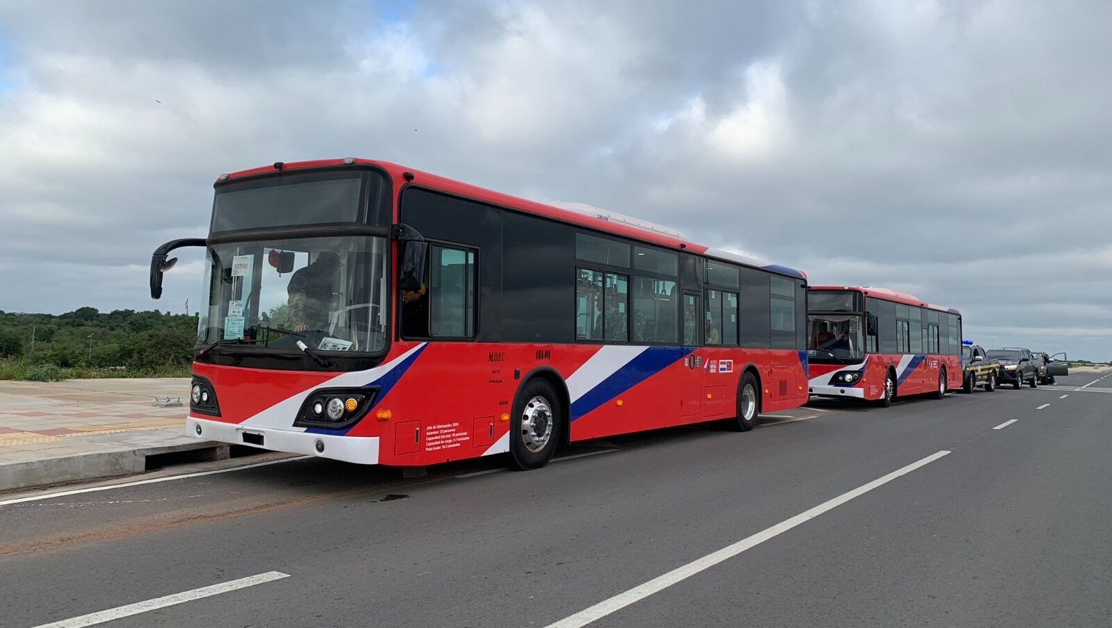 Asunción estrena servicio de buses eléctricos con horarios y paradas definidas