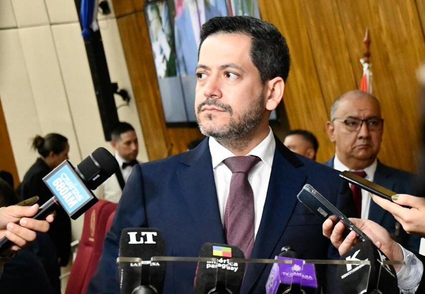 Diputado sostiene que el transporte público debe cambiar y que la ciudadanía ya no puede seguir soportando el sistema