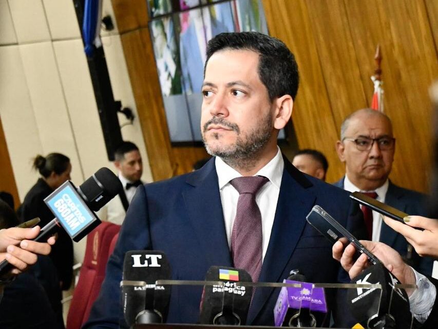 Latorre sobre Eddie Jara: “Cargos de confianza son competencia del presidente”