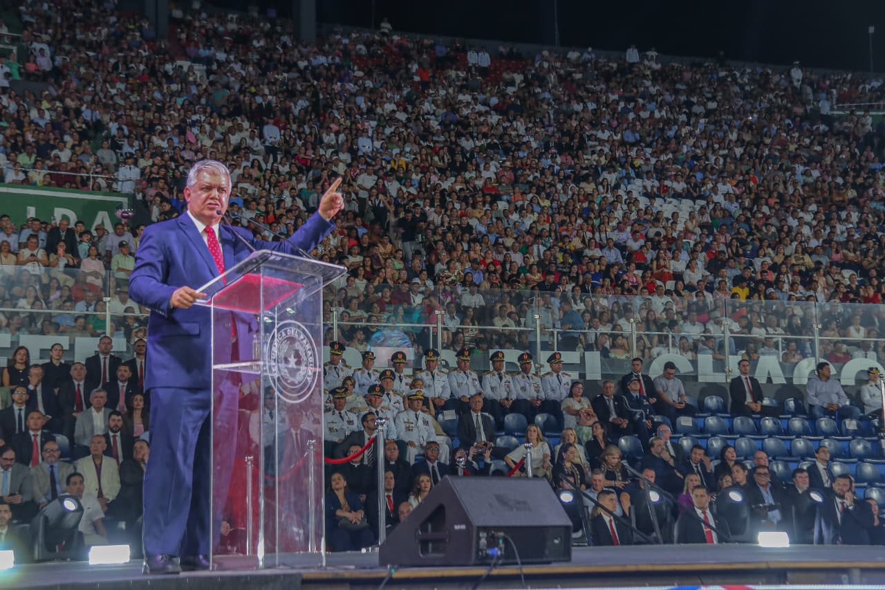 Riera justifica actuación policial en caso del gato en transporte público