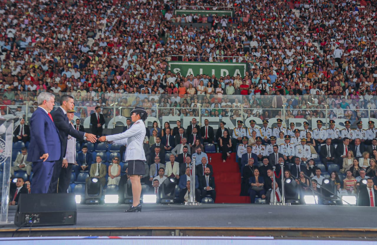 Egresan casi 5.000 nuevos suboficiales de la Policía Nacional