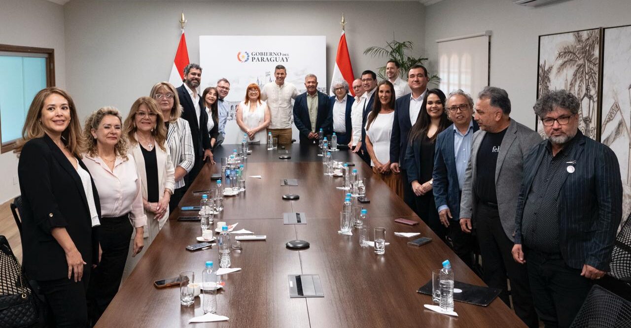 Salones y trabajadores de la belleza ya tienen reglas: Entra en vigencia la nueva ley