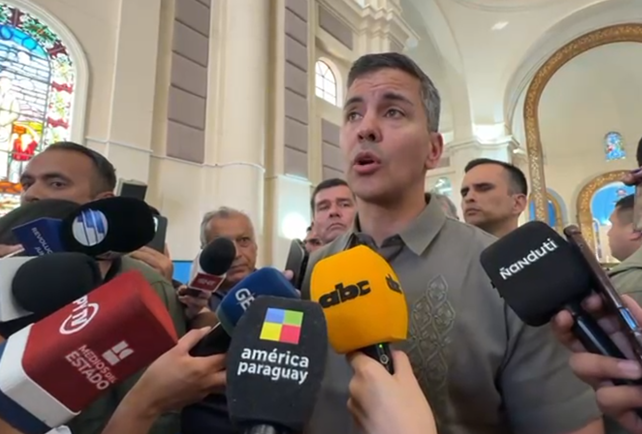 Peña defiende diálogo con Iglesia y admite crisis sanitaria prolongada