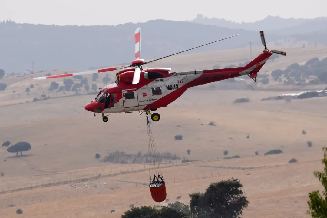 Analizan incorporación de helicópteros con tecnología especializada contra incendios