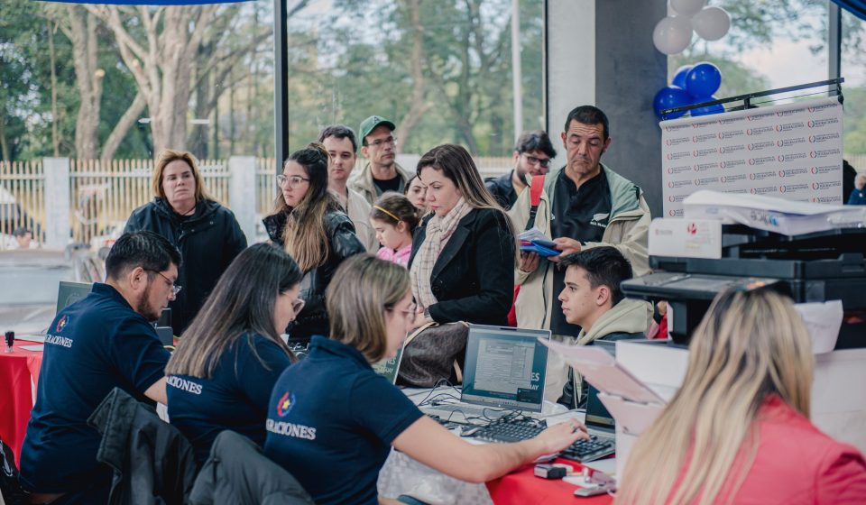 Migraciones impulsa nuevos mecanismos ante el auge de radicaciones