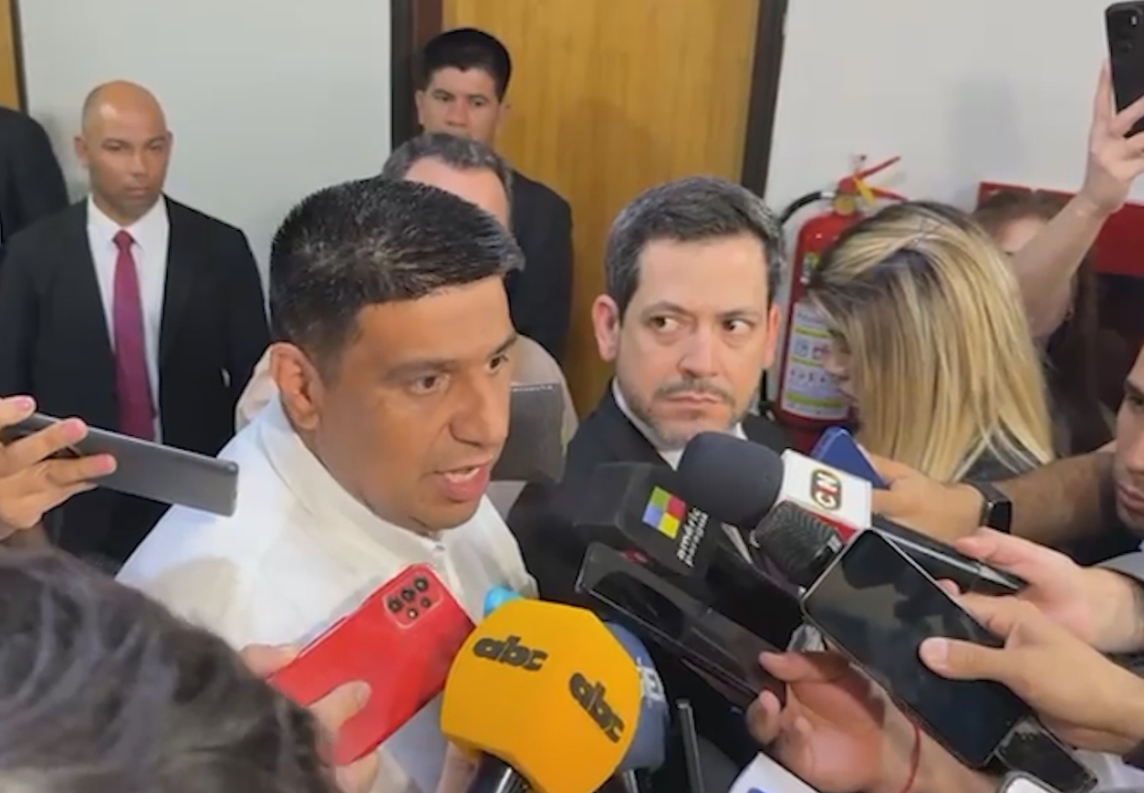 Diputado defiende reforma y cuestiona amenazas de huelga docente