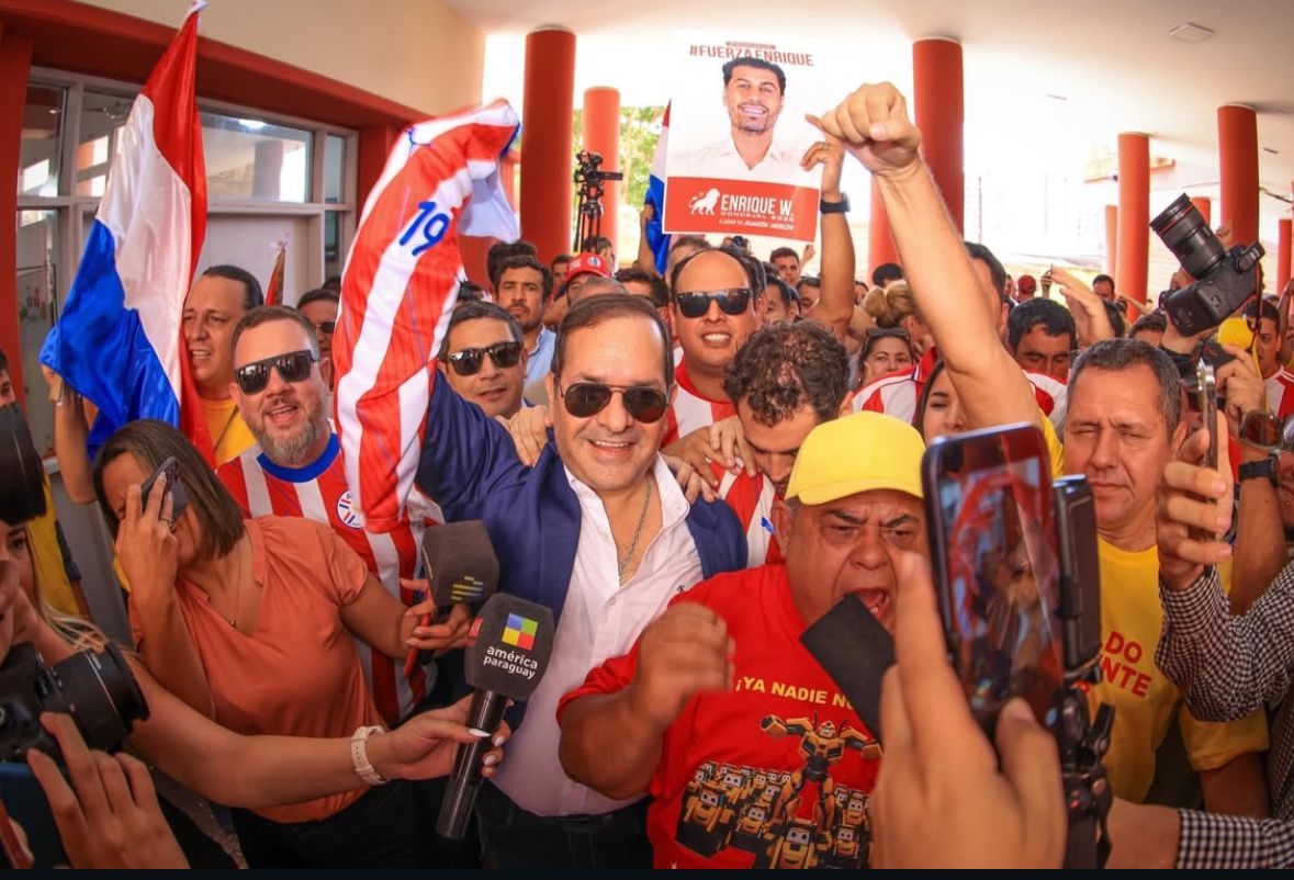 Arnaldo Samaniego oficializa candidatura y apuesta a gestión probada