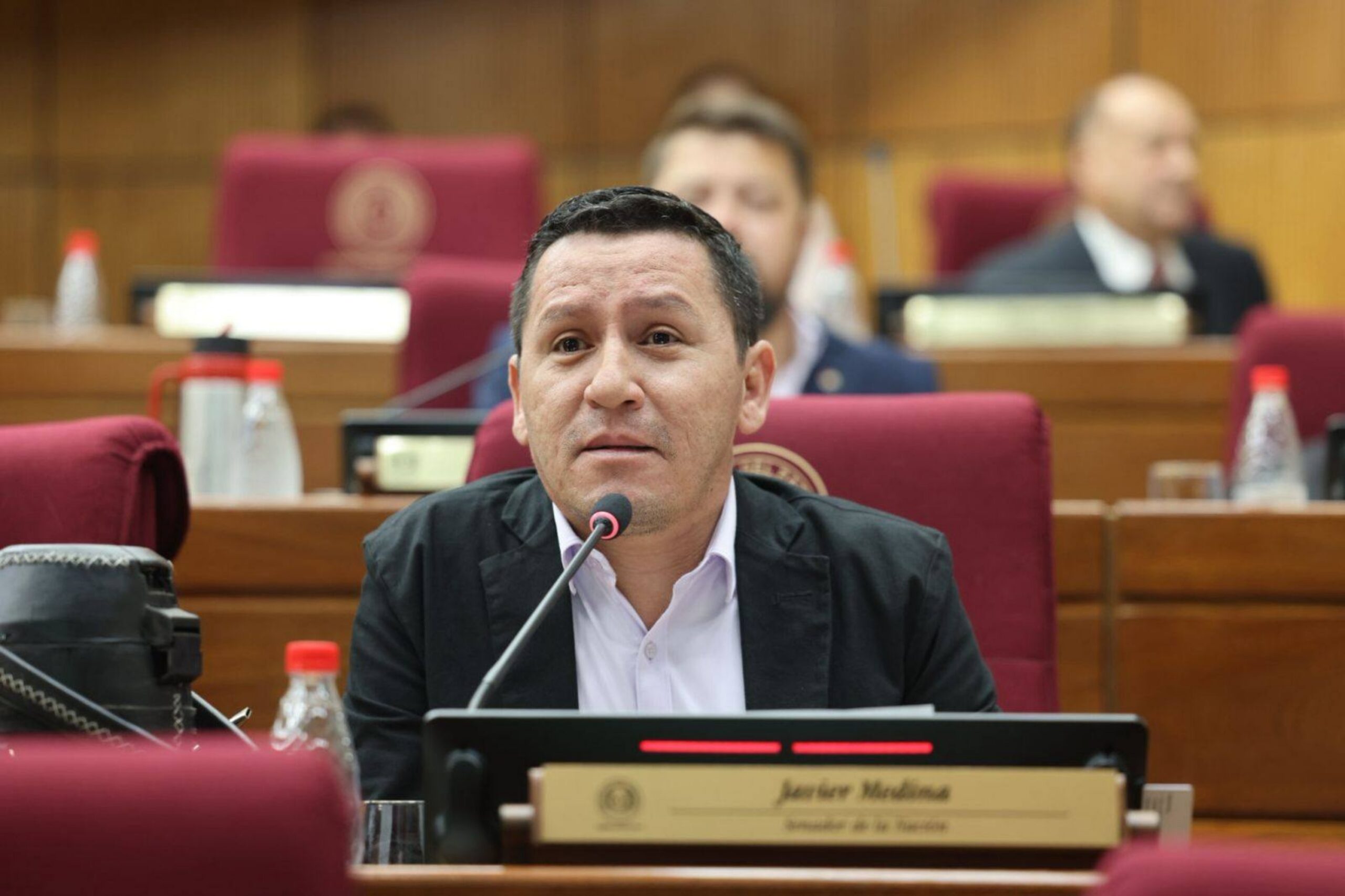 «Chaqueñito» insinúa renuncia, pero sigue sin presentarla formalmente