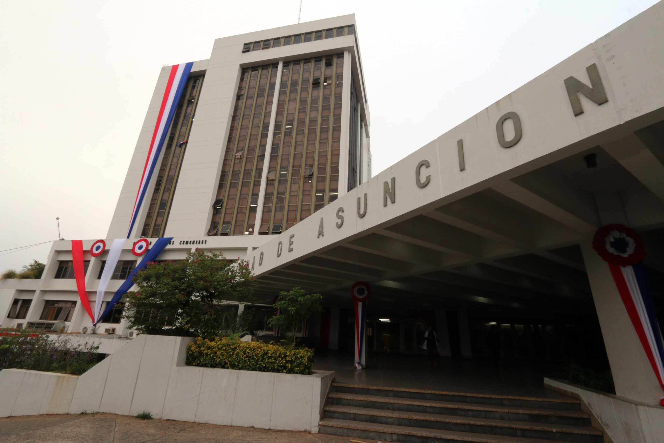 Municipalidad de Asunción ofrece descuentos en impuestos y elimina recargos por deudas anteriores