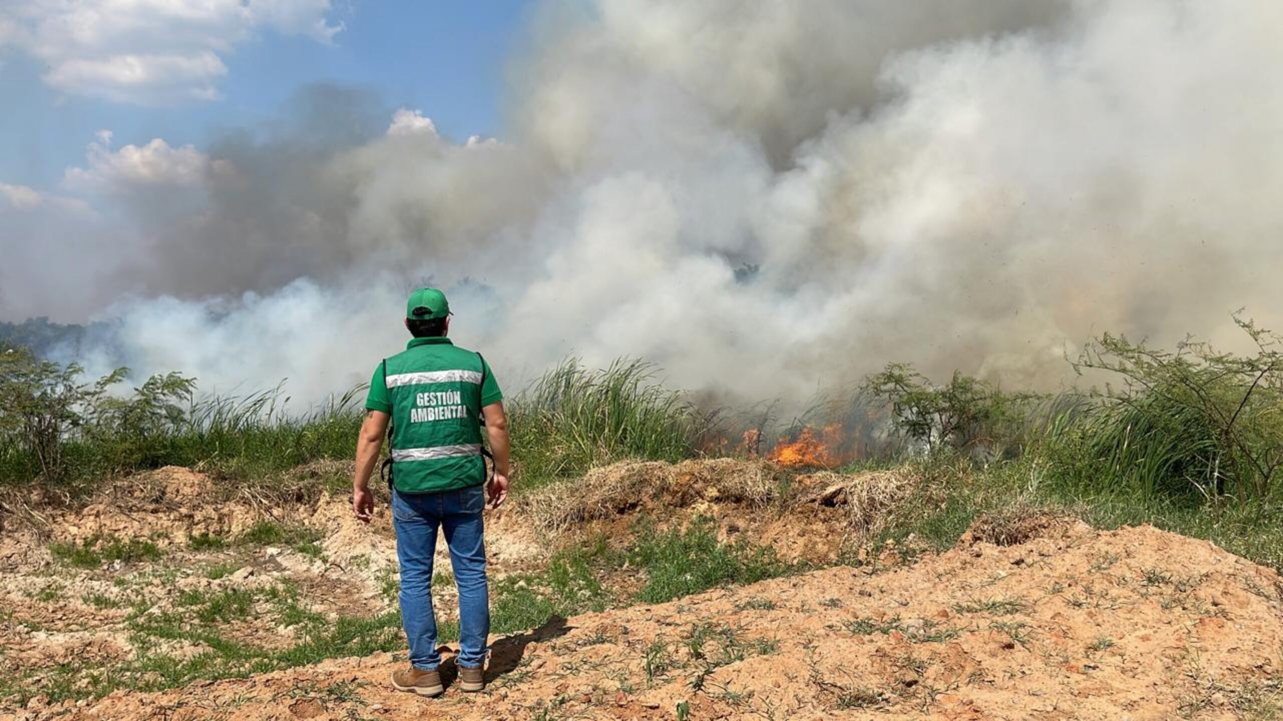 Controles de humo negro en la Costanera buscan frenar polución en Asunción