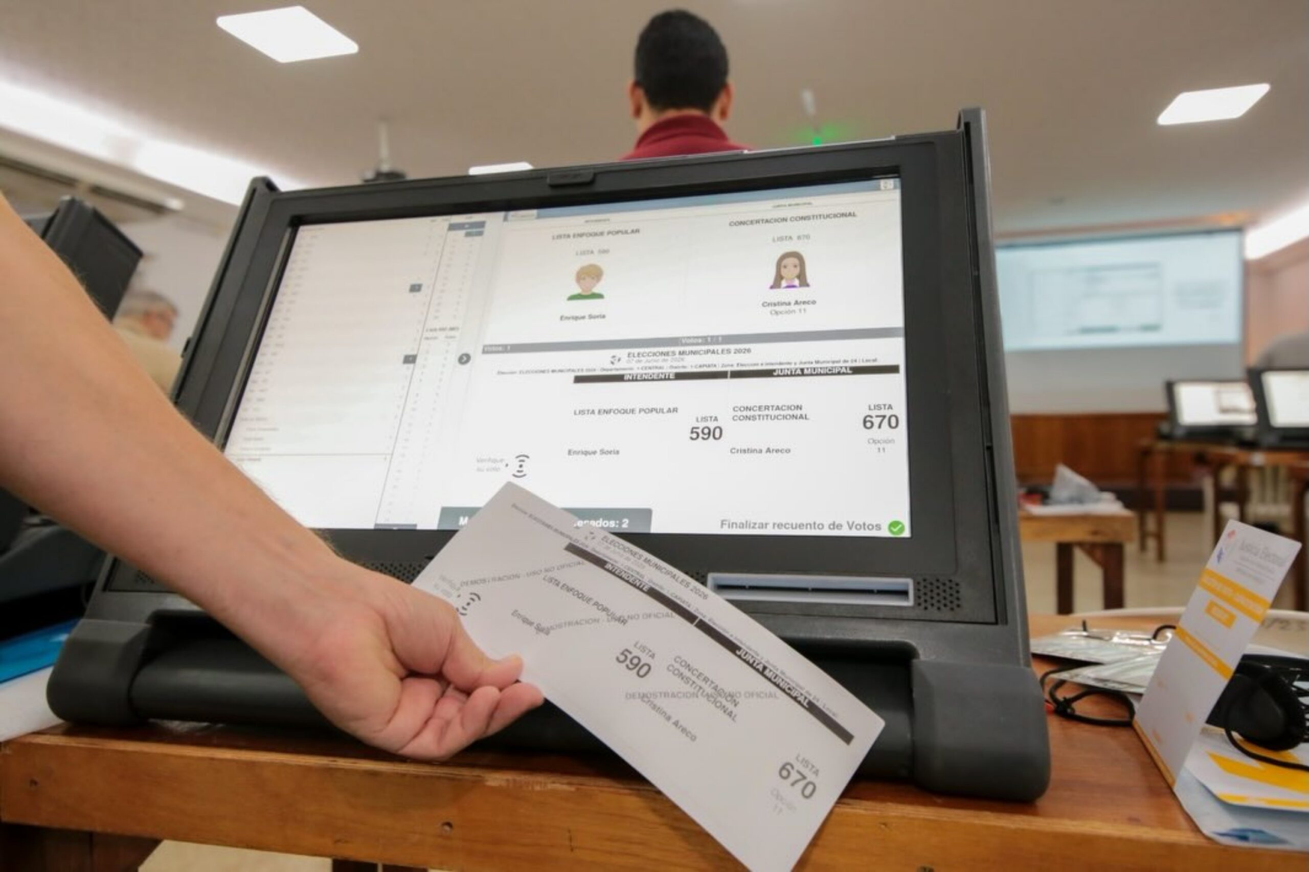 TSJE pone a prueba sistema de votación con simulacros previos a internas