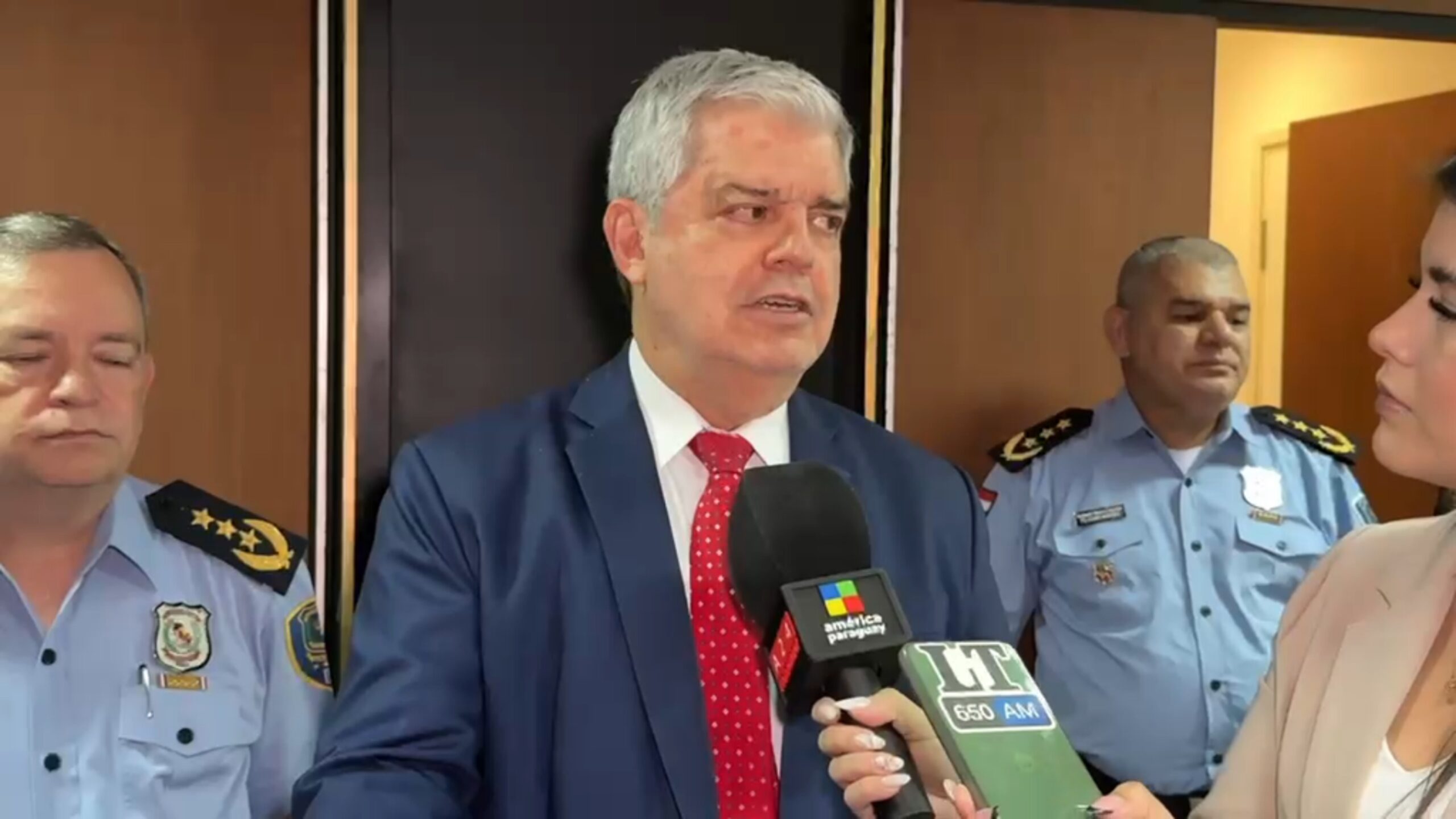 Riera presenta cambios ante la Asociación de Cuerpo Consular