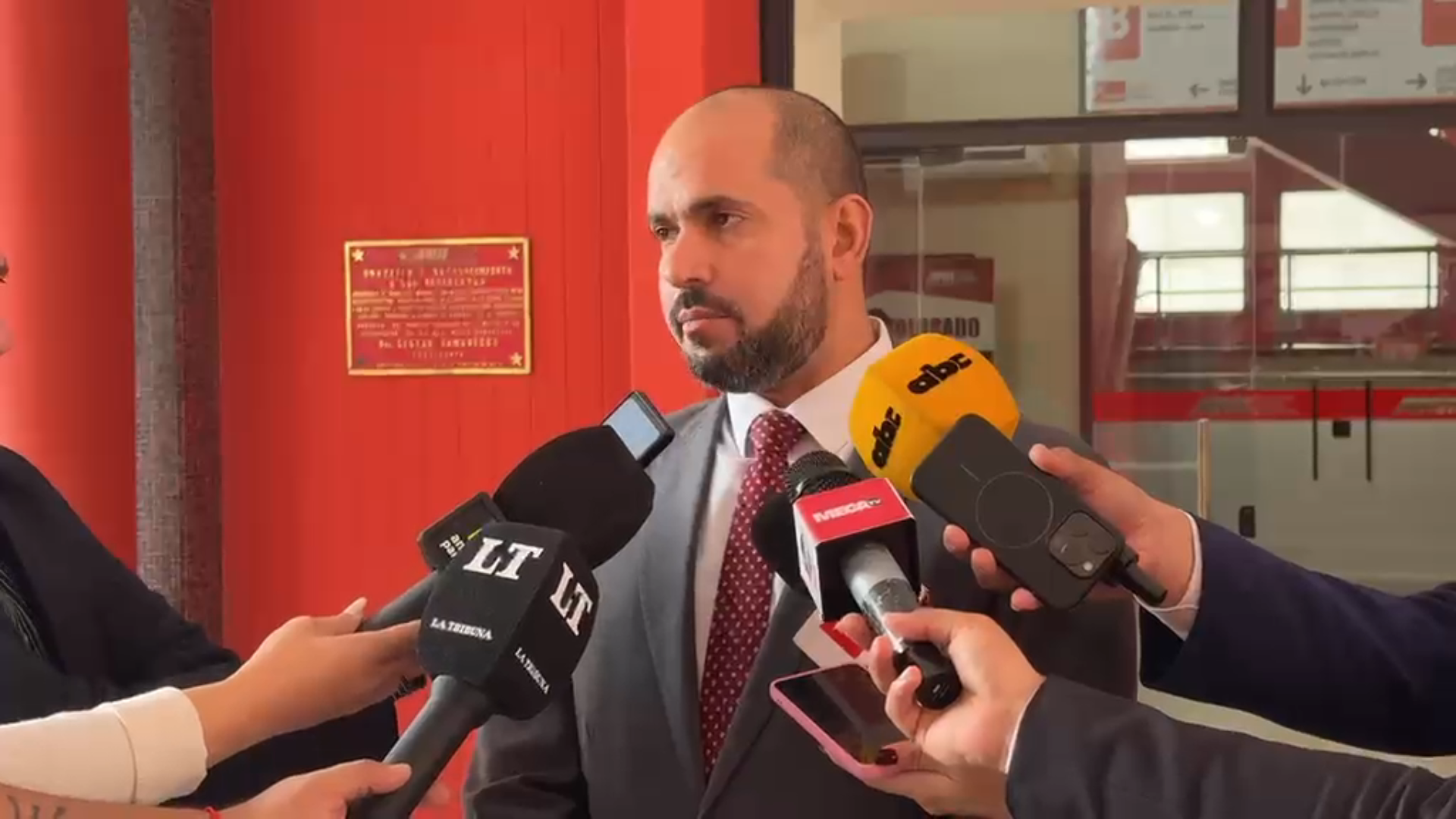 Aseguran que Cartes se muestra «muy animado y activo» en su regreso