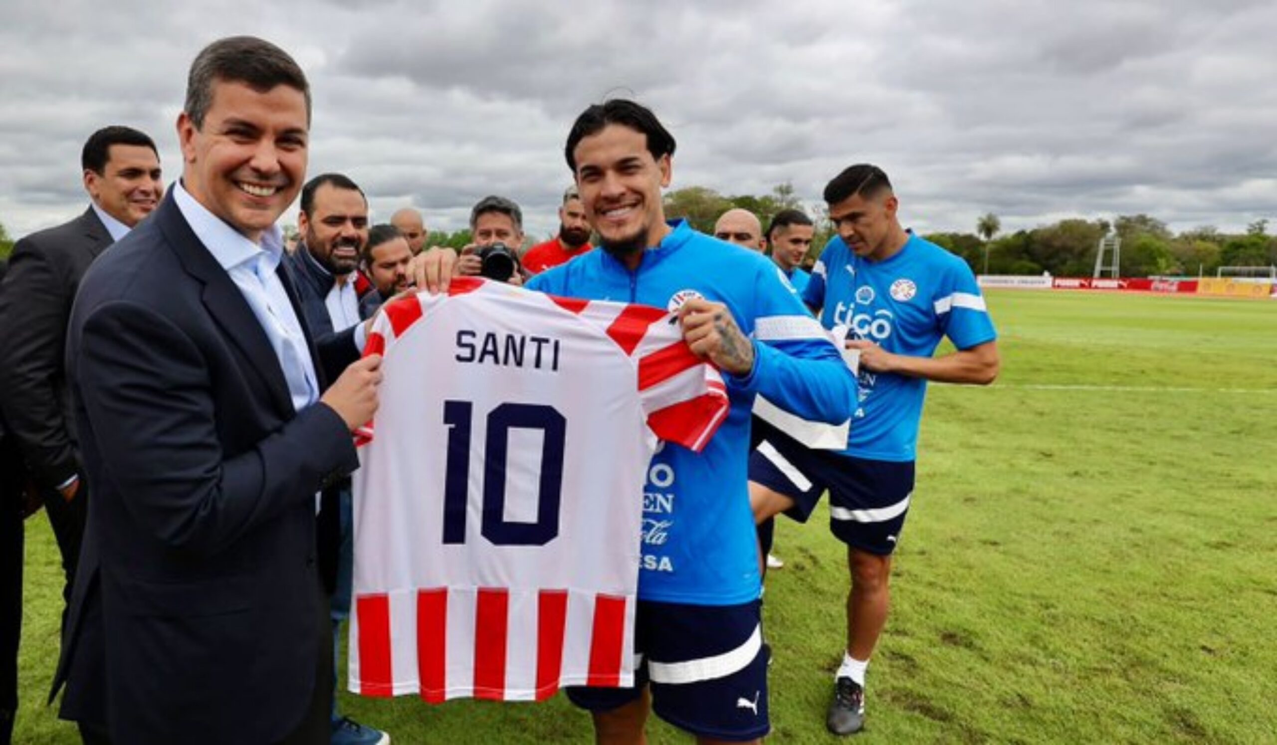 Santiago Peña confirma viaje al Mundial 2026 por invitación de Donald Trump