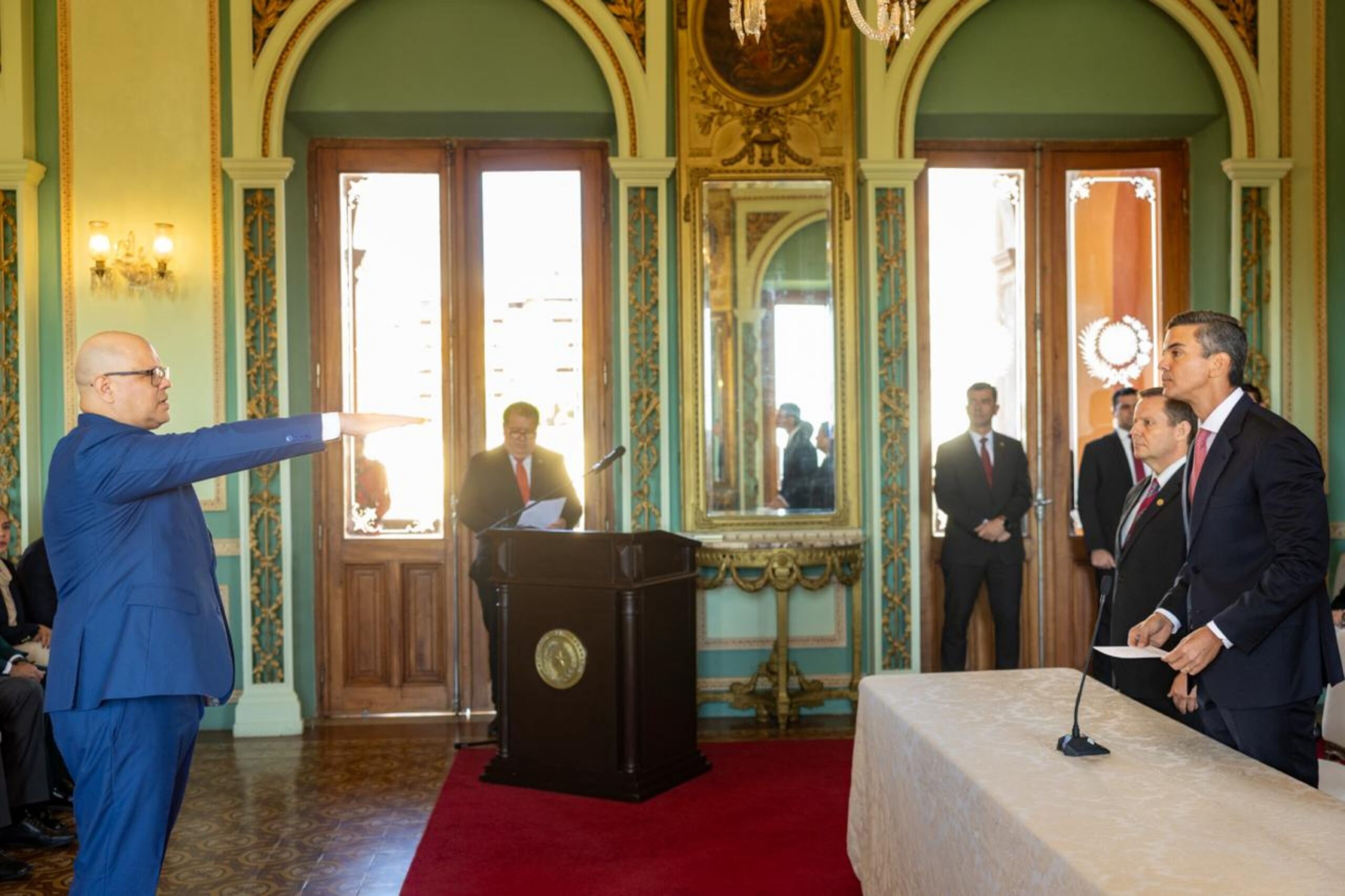 Óscar Lovera asume como nuevo ministro de Economía y Finanzas