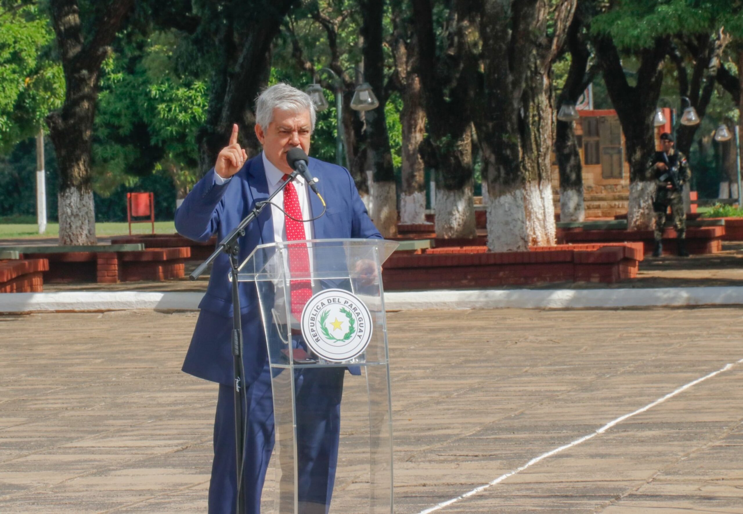 «No vamos a retroceder ni un metro», afirma Enrique Riera