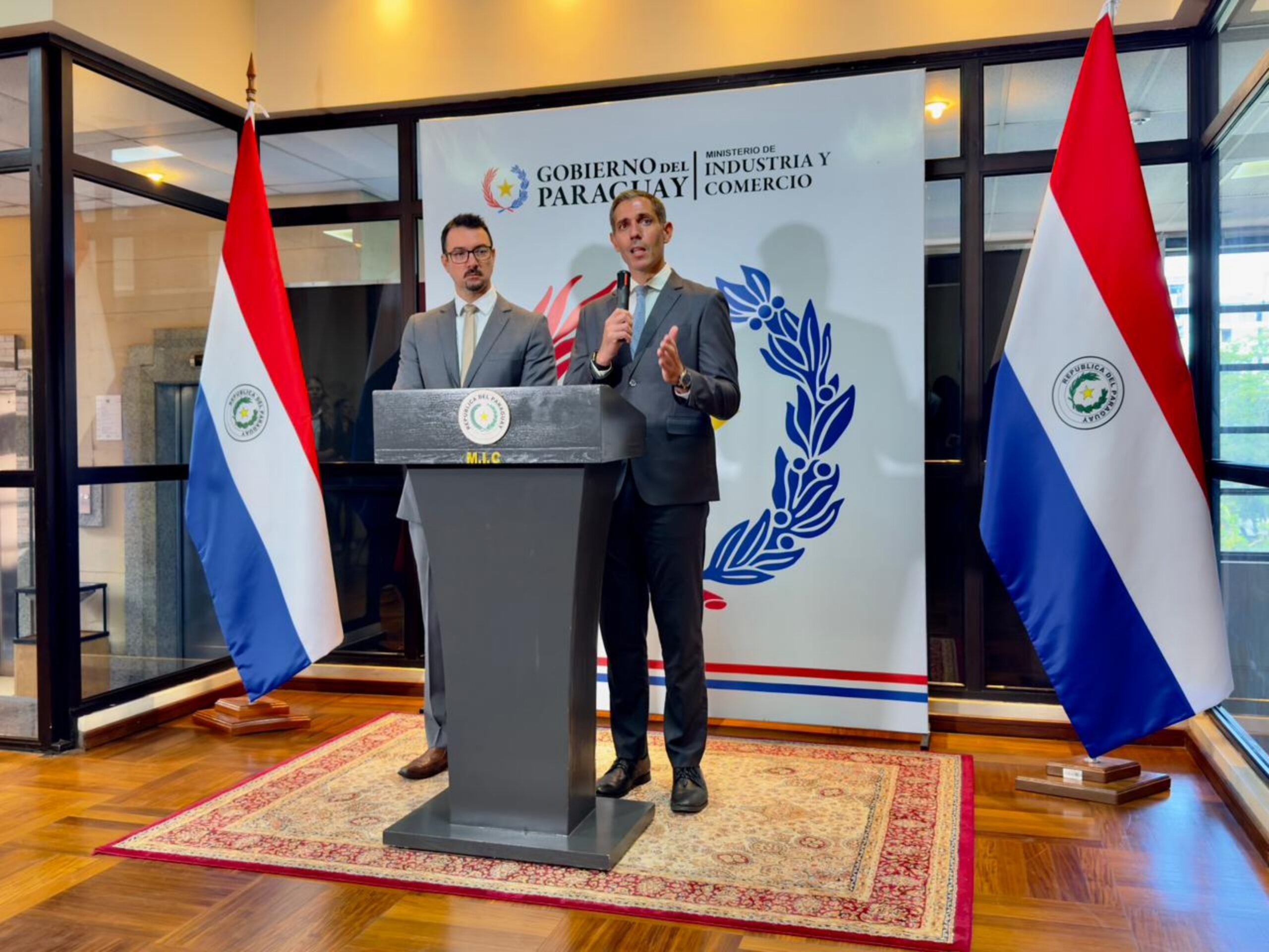 Lanzan «Paraguay Investor Pass»: Residencia permanente directa para inversores extranjeros