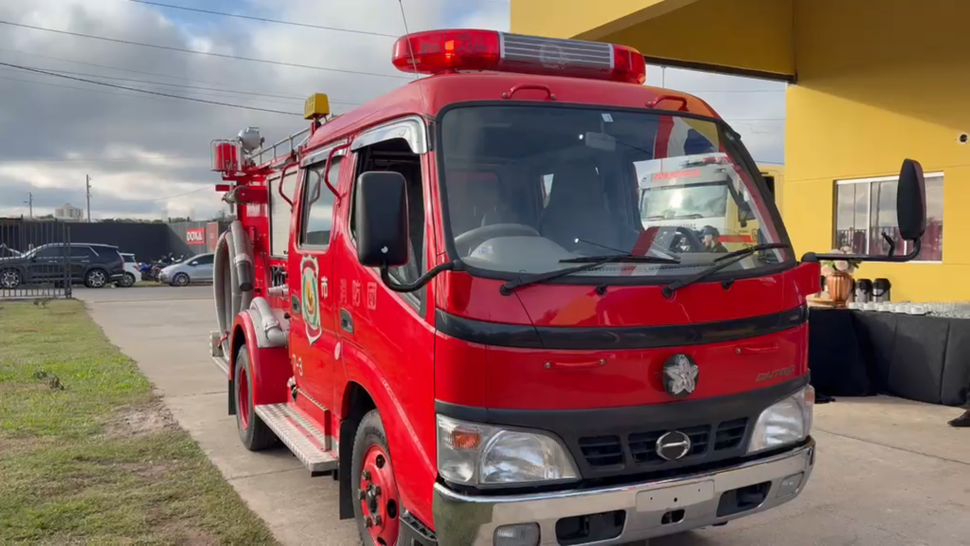 Inauguran nuevo Departamento de Bomberos y reciben donaciones de Japón