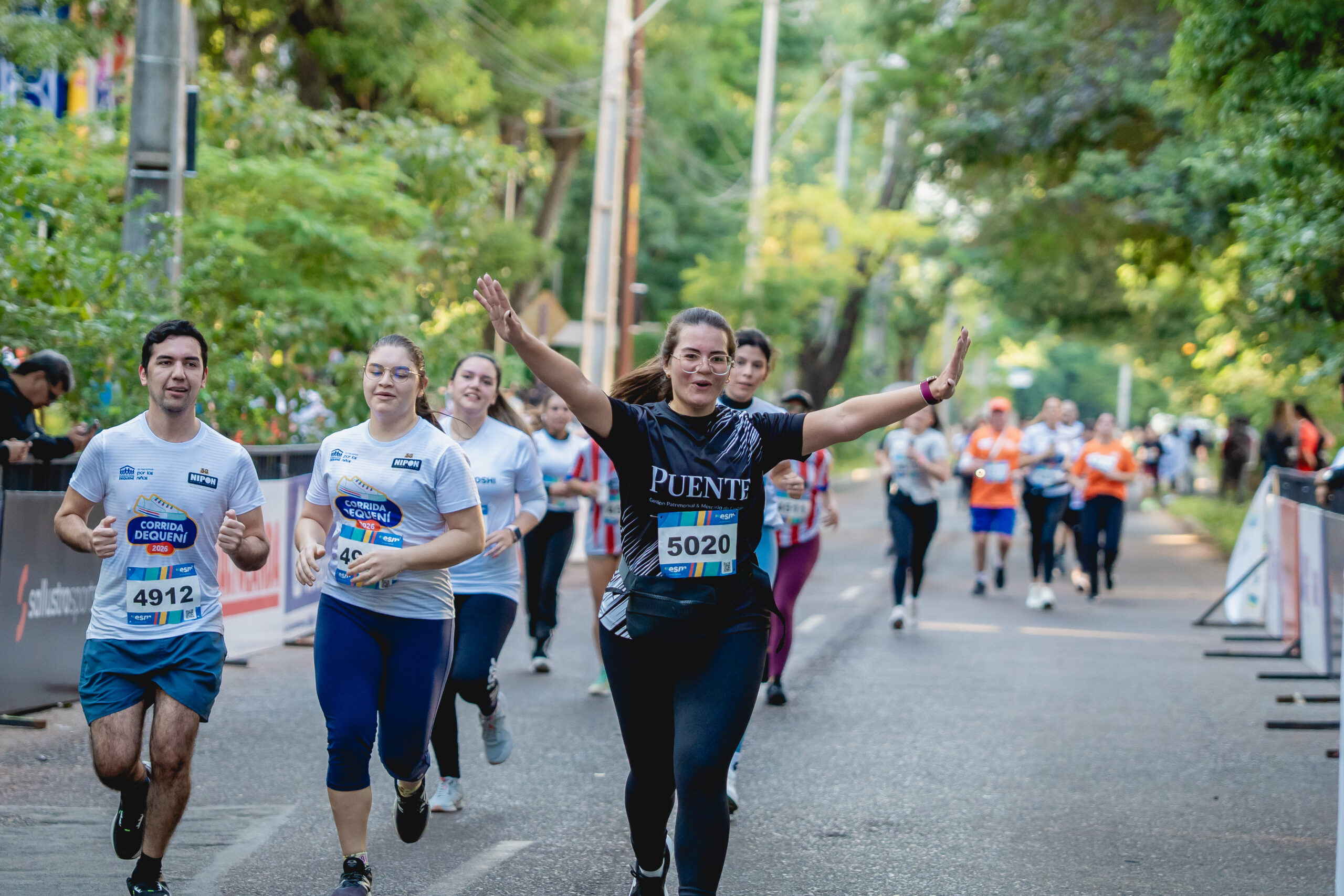 Más de 1.600 personas se unieron en la Corrida Dequení para apoyar a la niñez