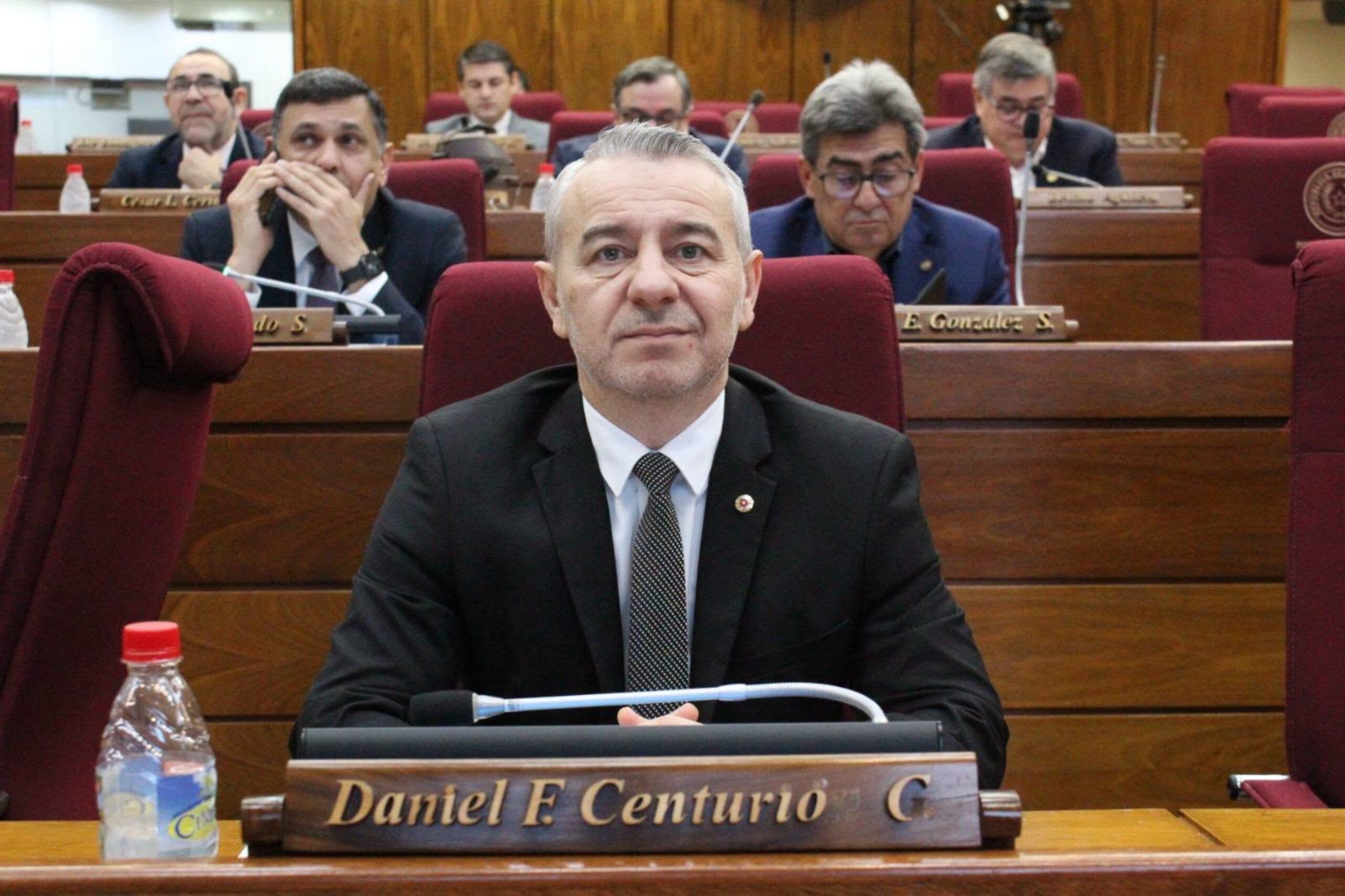 Centurión descarta «por ahora» su incorporación a Honor Colorado