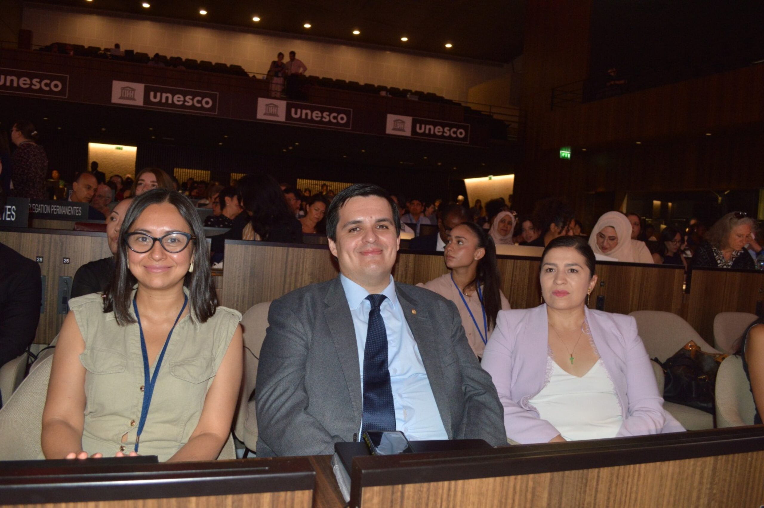 Paraguay plantea sus desafíos educativos en cumbre de la Unesco