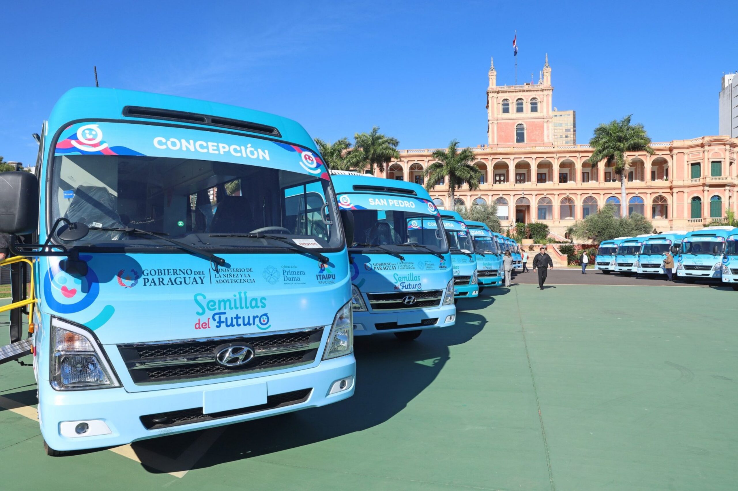 Lanzan los «bibliobuses» para fortalecer la primera infancia en el país