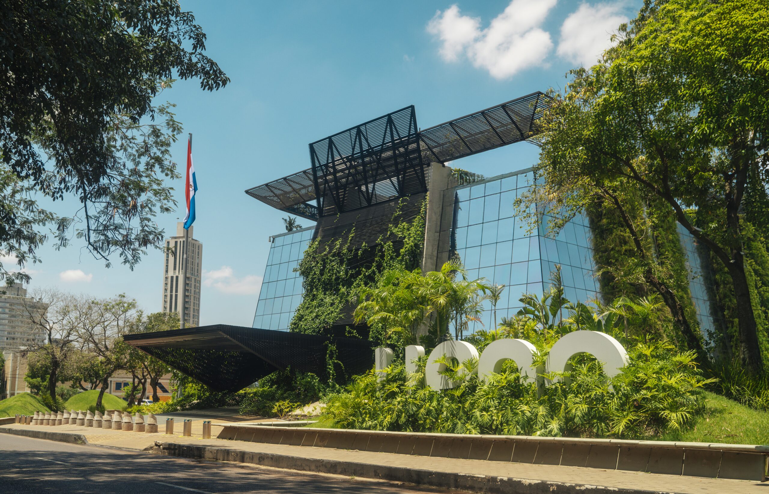ueno bank registra el mejor semestre de su historia y fortalece la inclusión financiera