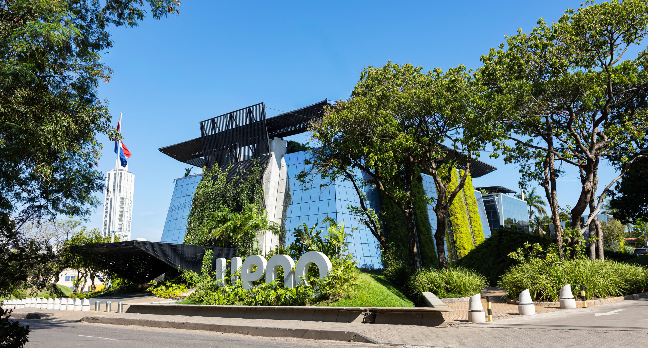 ueno bank garantiza apego a las normas ante el pedido de informe al BCP