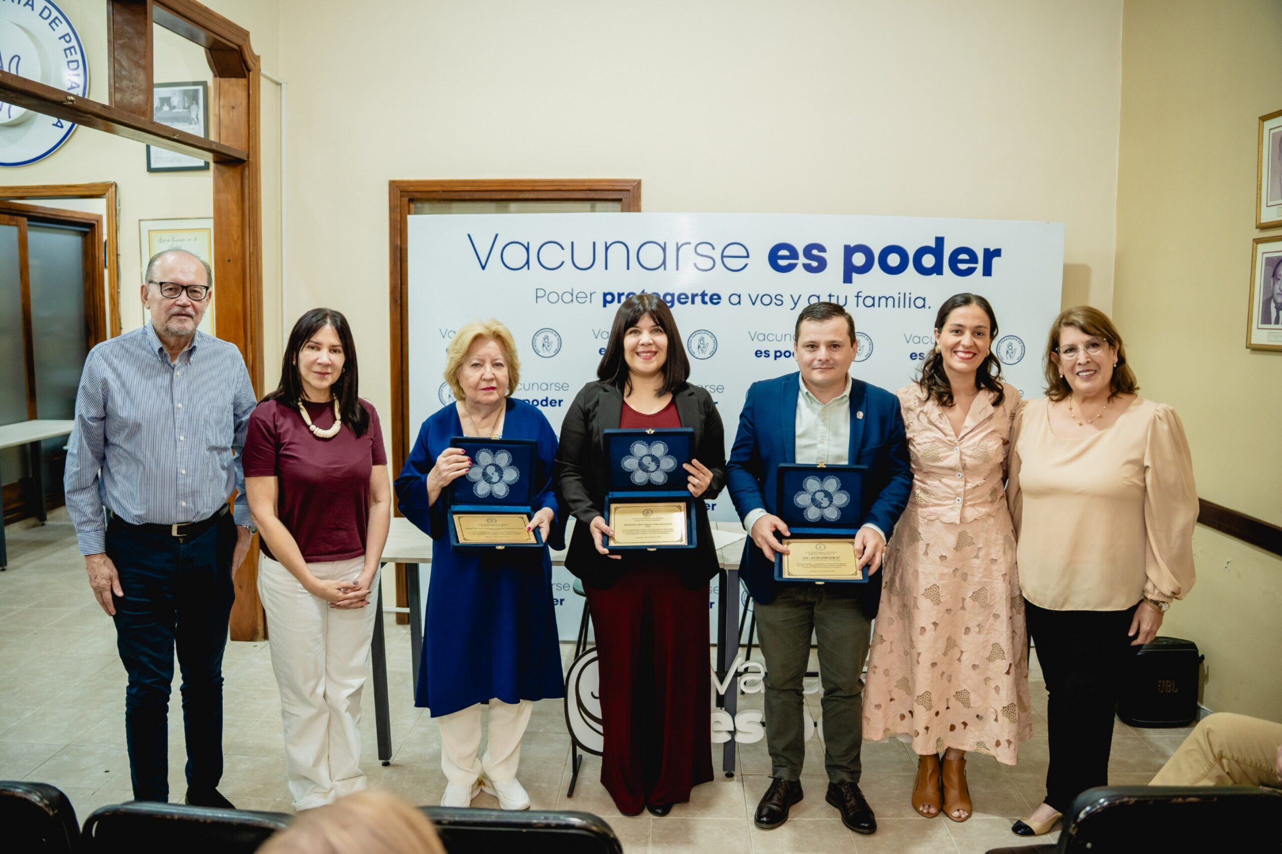 Paraguay escala al segundo lugar regional en vacunación infantil